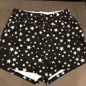 Women’s soffe black star shorts